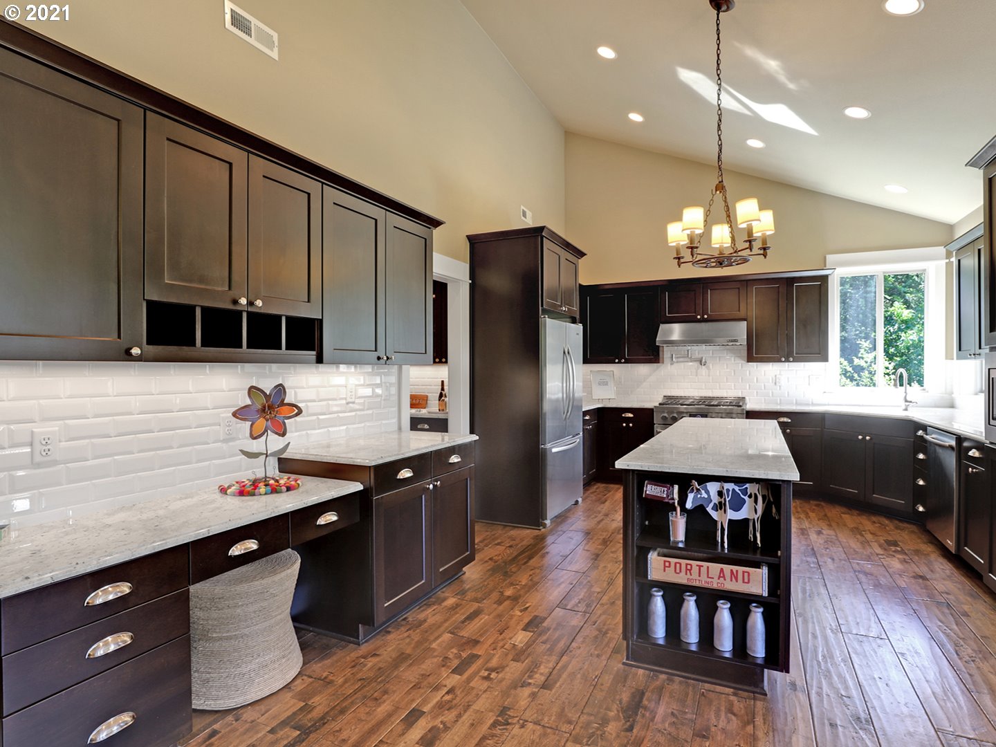 9130 Northwest Leahy Road Portland, OR 97229 - Photo 11 of 32 Gallery Image 11