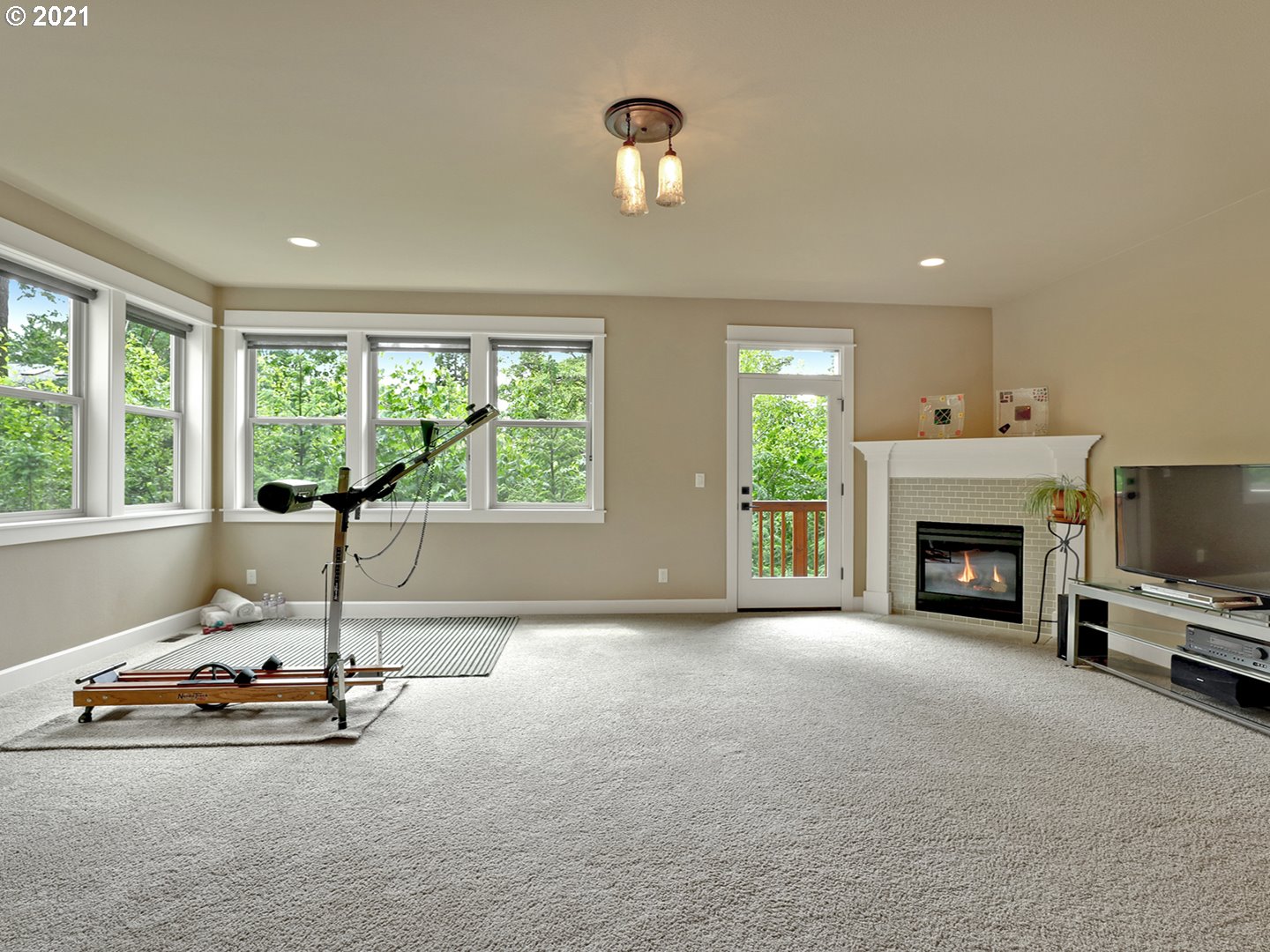 9130 Northwest Leahy Road Portland, OR 97229 - Photo 21 of 32 Gallery Image 21