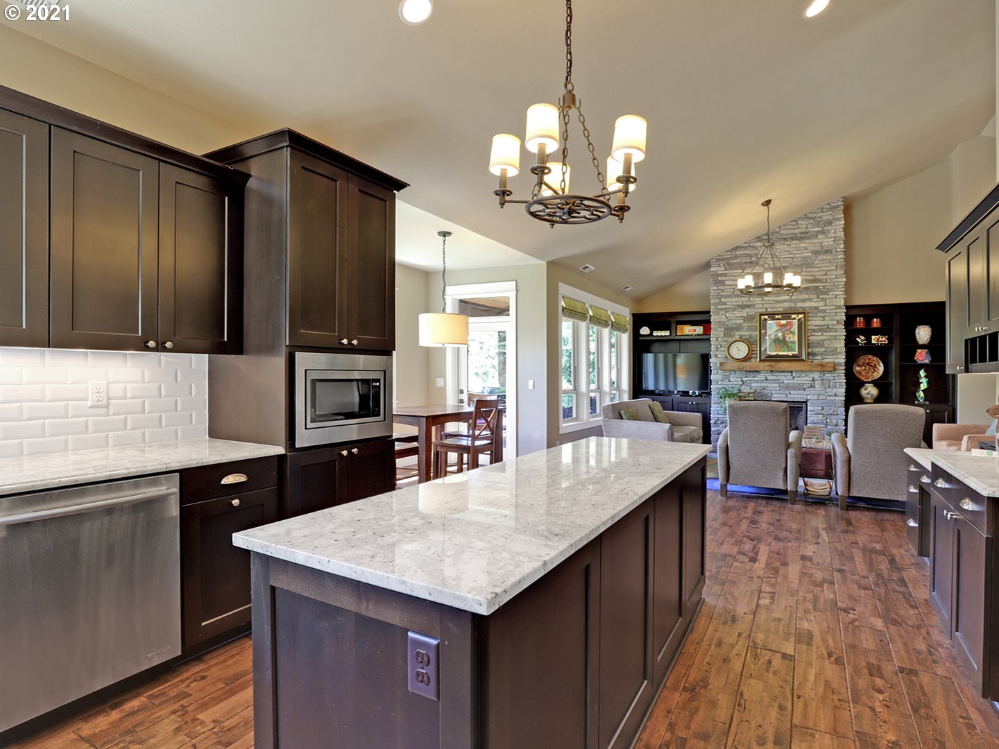 9130 Northwest Leahy Road Portland, OR 97229 - Photo 9 of 32 Gallery Image 9