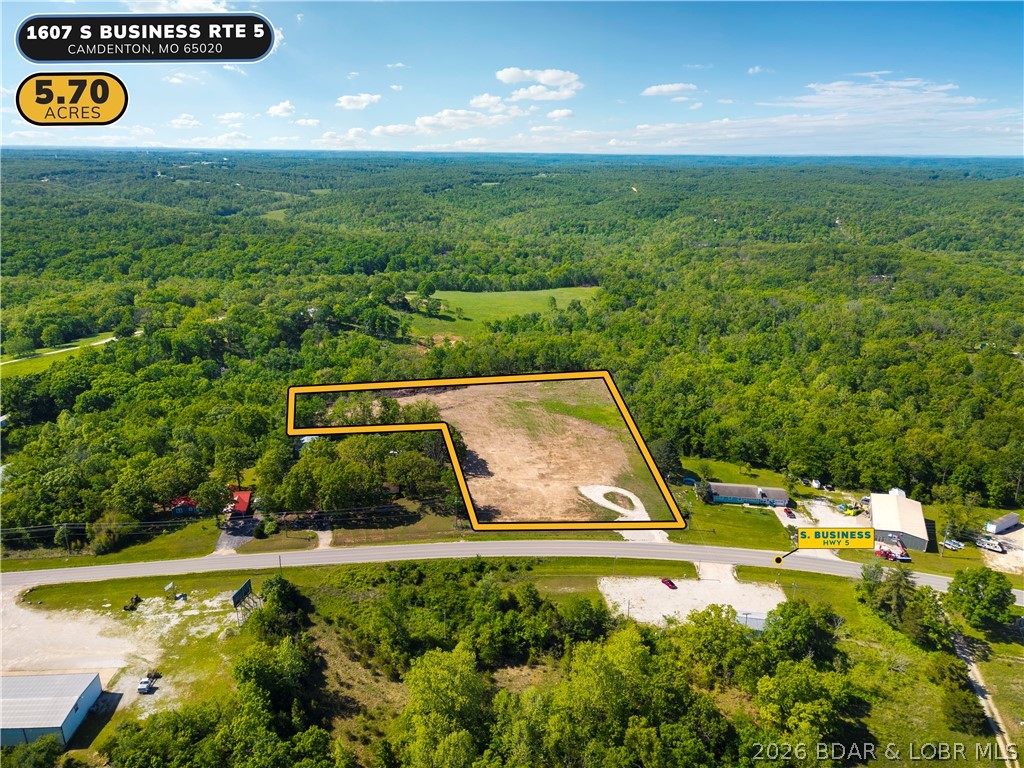 1607 Business Rte 5 Camdenton, MO 65020 - Photo 7 of 27