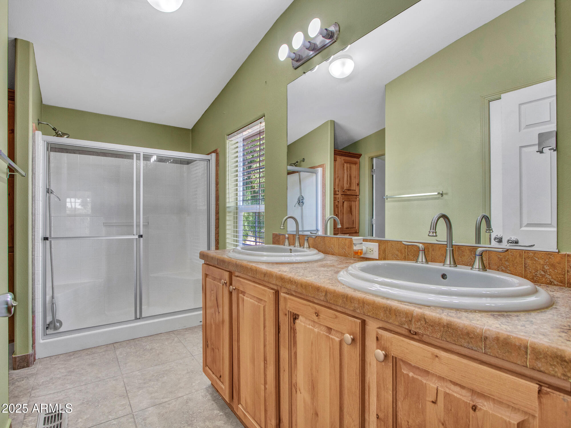 6227 North Litchfield Road, Unit 1 Litchfield Park, AZ 85340 - Photo 8 of 30 Primary bath