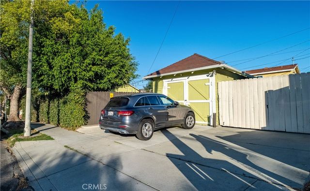 $989,000 | 4562 Lomita Street, Los Angeles, CA 90019