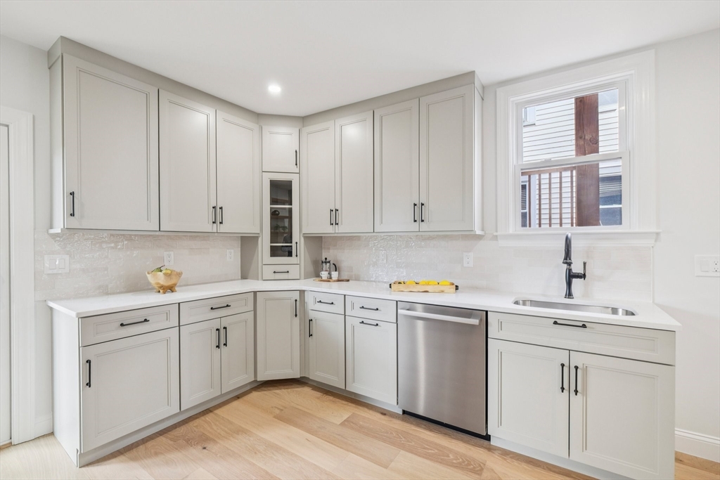 34 Larch Street, Unit 34 Boston, MA 02135 - Photo 12 of 42