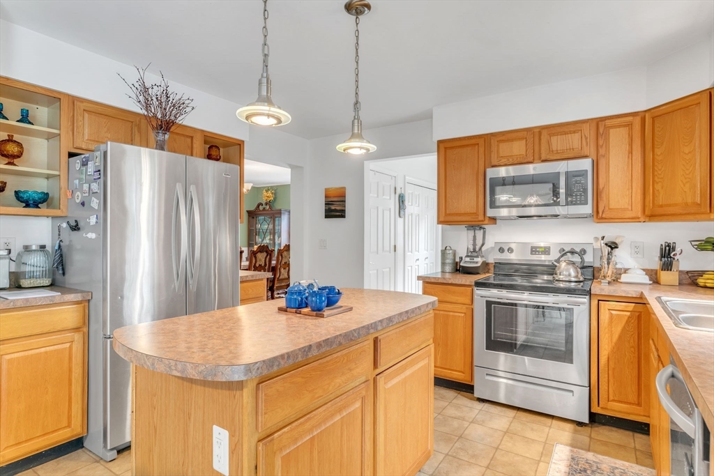 7 Olsen Road Lanesborough, MA 01237 - Photo 6 of 42 Gallery Image 6