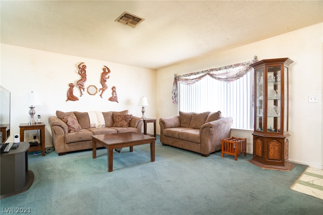 3652 Briarcliff Road Las Vegas, NV 89115 - Photo 9 of 28 Gallery Image 9