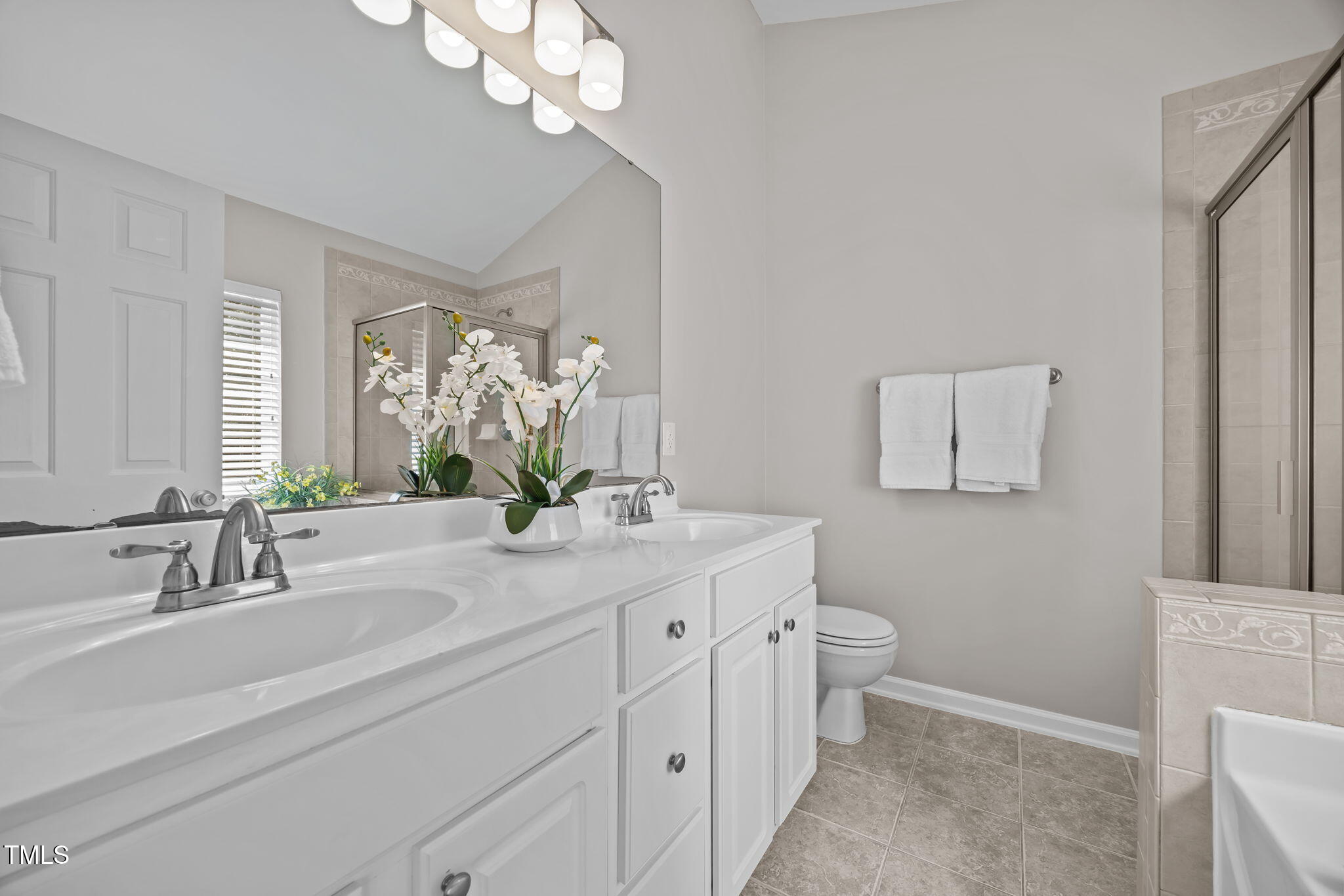 8404 Stone Mason Drive Raleigh, NC 27613 - Photo 22 of 42 40-web-or-mls-IMG_7392