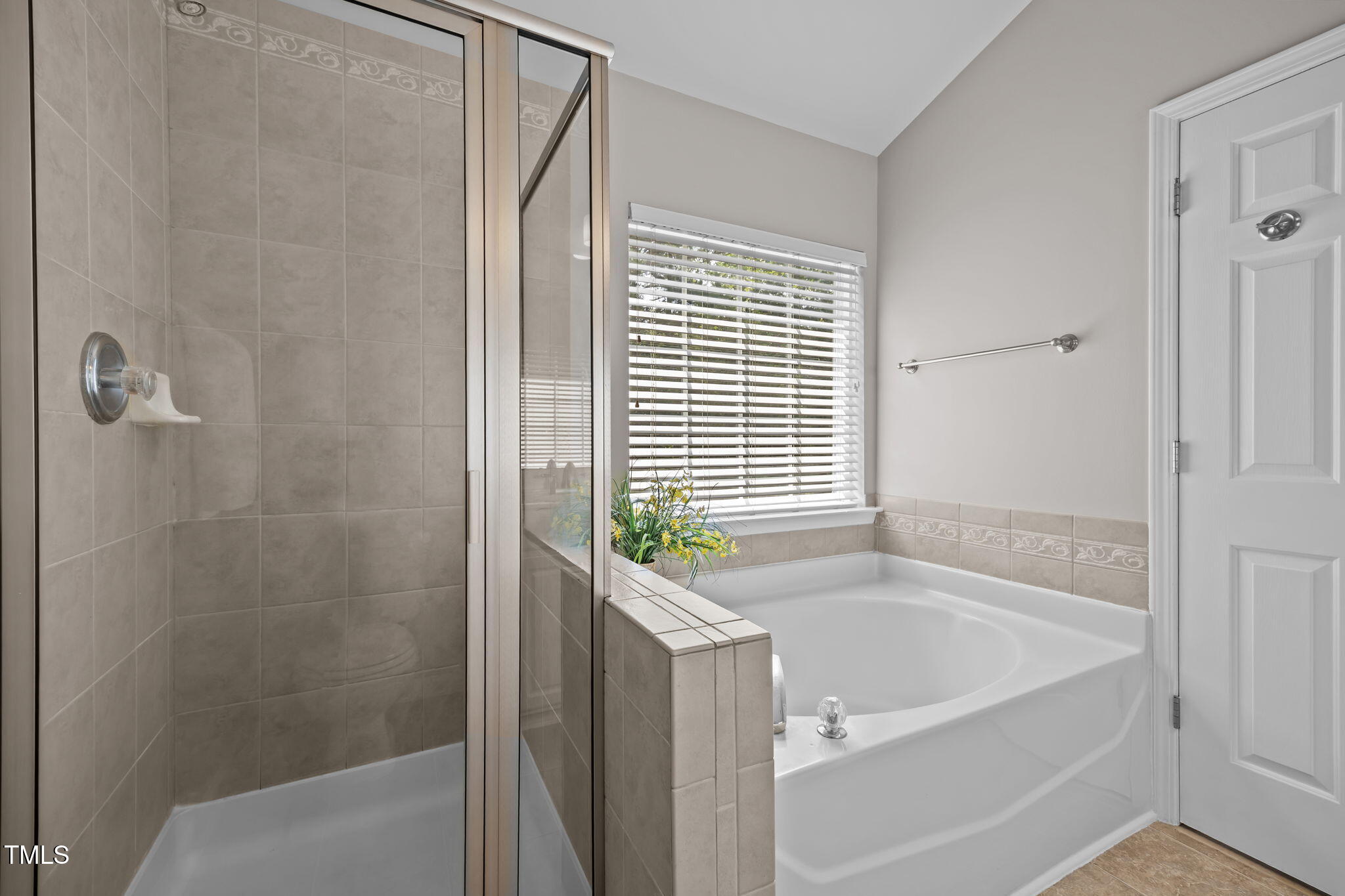 8404 Stone Mason Drive Raleigh, NC 27613 - Photo 23 of 42 41-web-or-mls-IMG_7395