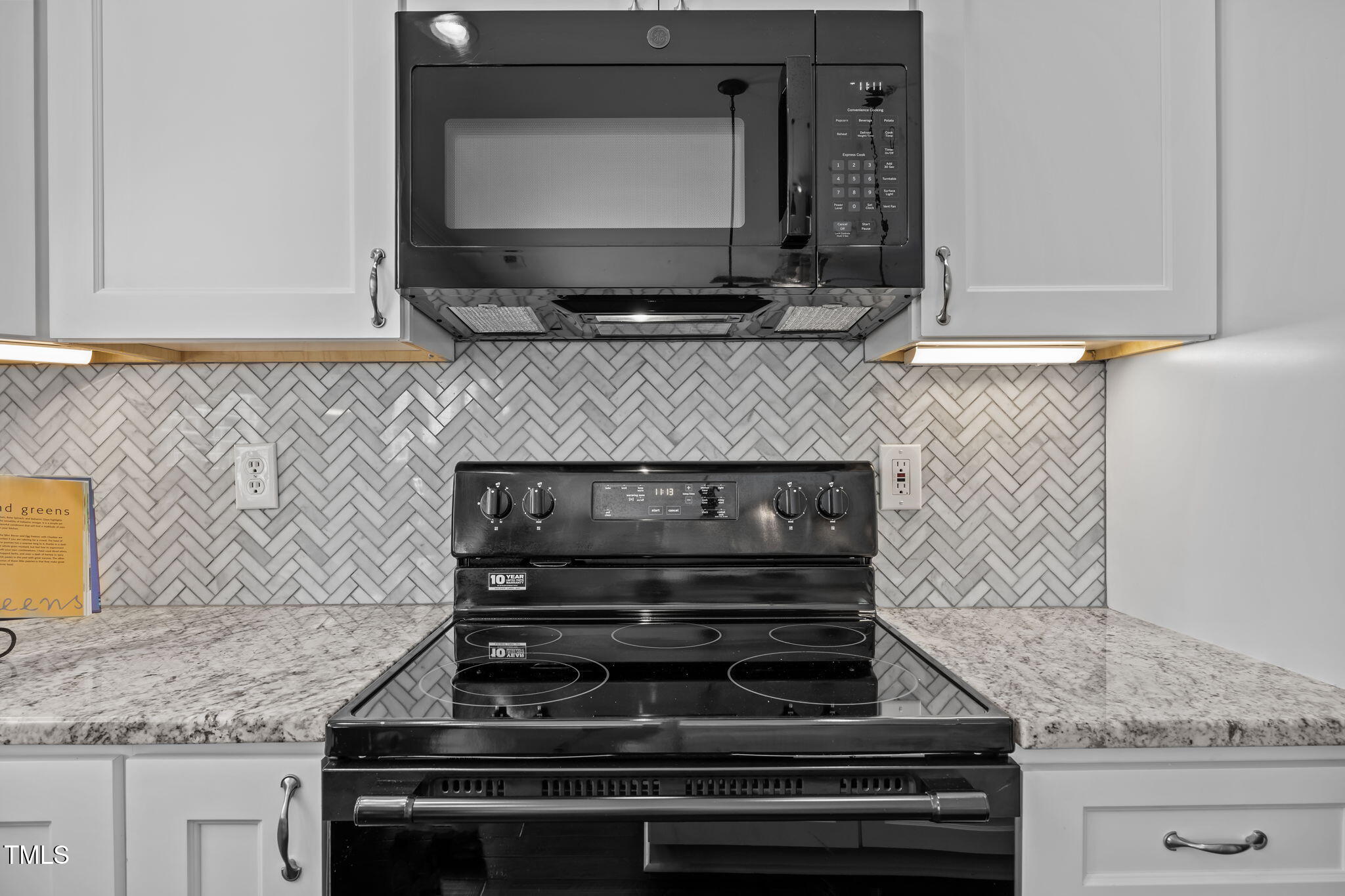 8404 Stone Mason Drive Raleigh, NC 27613 - Photo 7 of 42 25-web-or-mls-IMG_7329