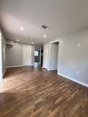 $2,250 | 4265 Southwest 62nd Avenue, Davie, FL 33314