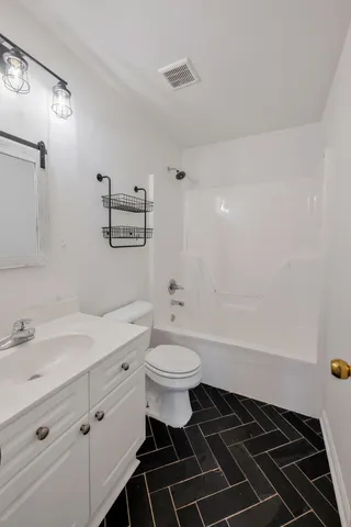 $399,990 | 1002 7 Oaks Boulevard, Smyrna, TN 37167