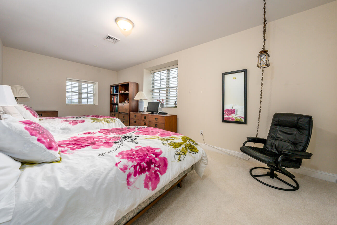 89 Lewis Bay Road, Unit 315 Hyannis, MA 02601 - Photo 30 of 40 2ndbedroom1