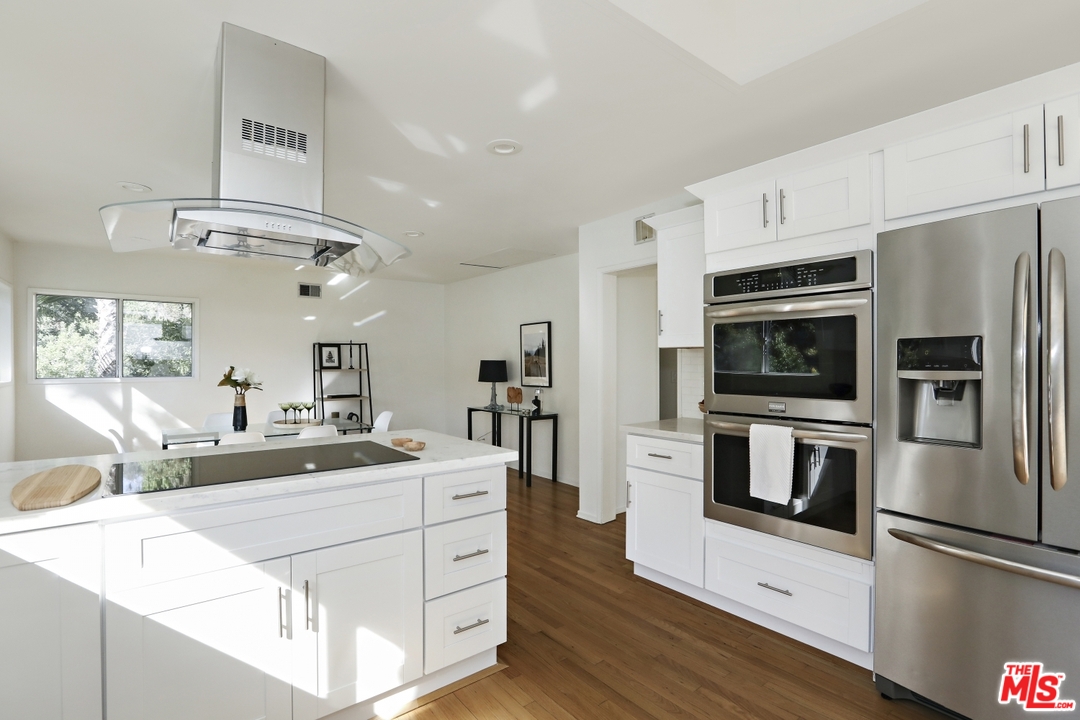 7229 Senalda Road Los Angeles, CA 90068 - Photo 25 of 46