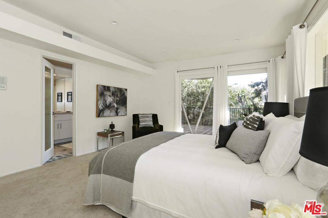 7229 Senalda Road Los Angeles, CA 90068 - Photo 28 of 46