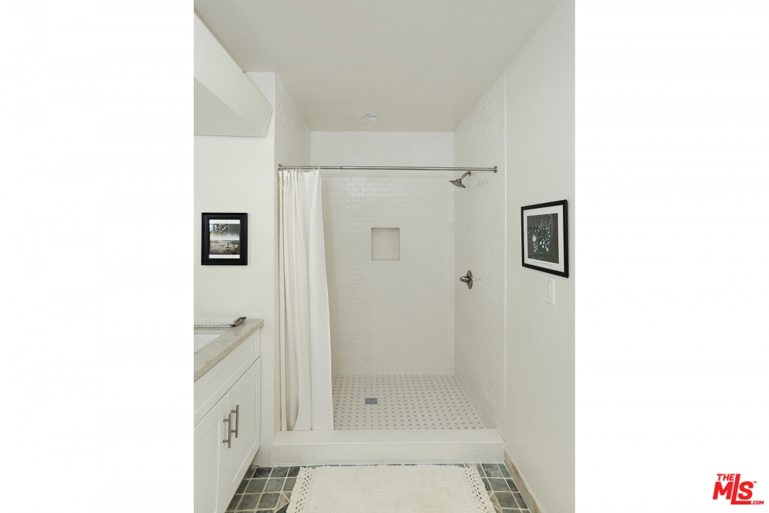 7229 Senalda Road Los Angeles, CA 90068 - Photo 30 of 46