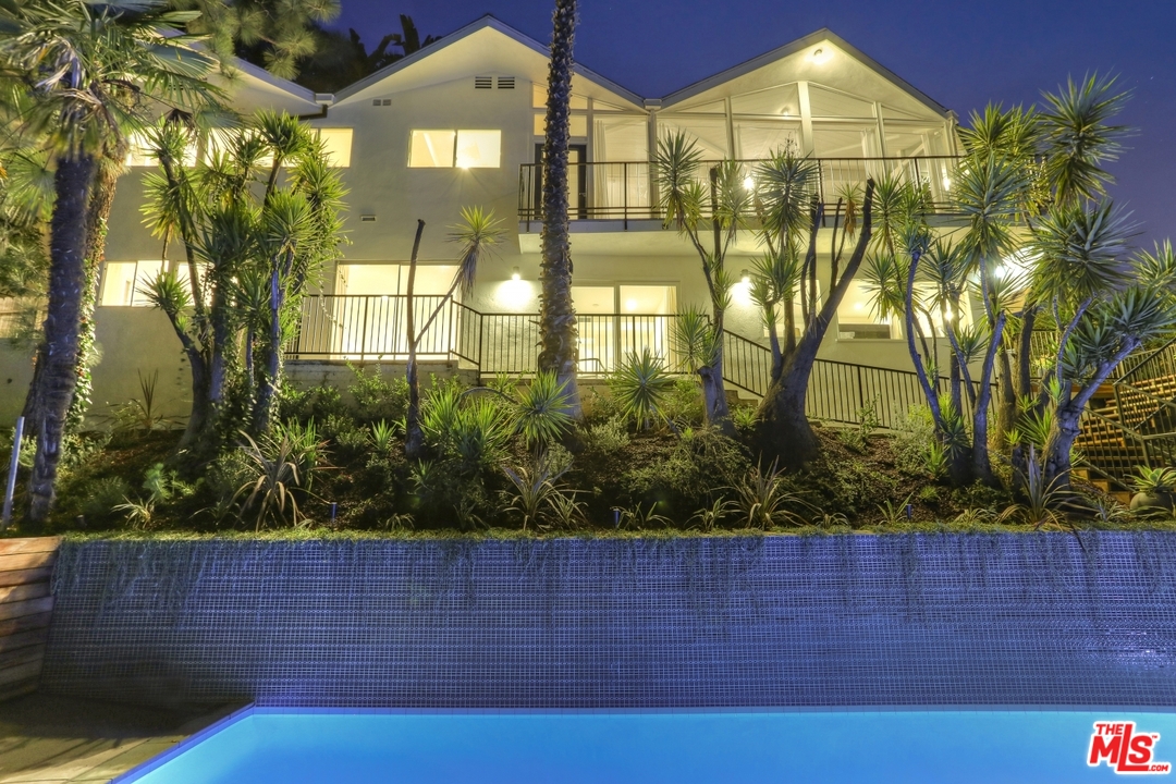 7229 Senalda Road Los Angeles, CA 90068 - Photo 42 of 46