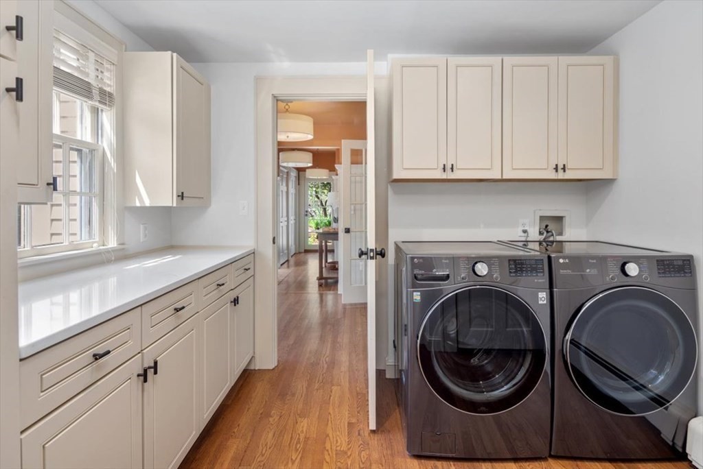 197 North Street Hingham, MA 02043 - Photo 23 of 38