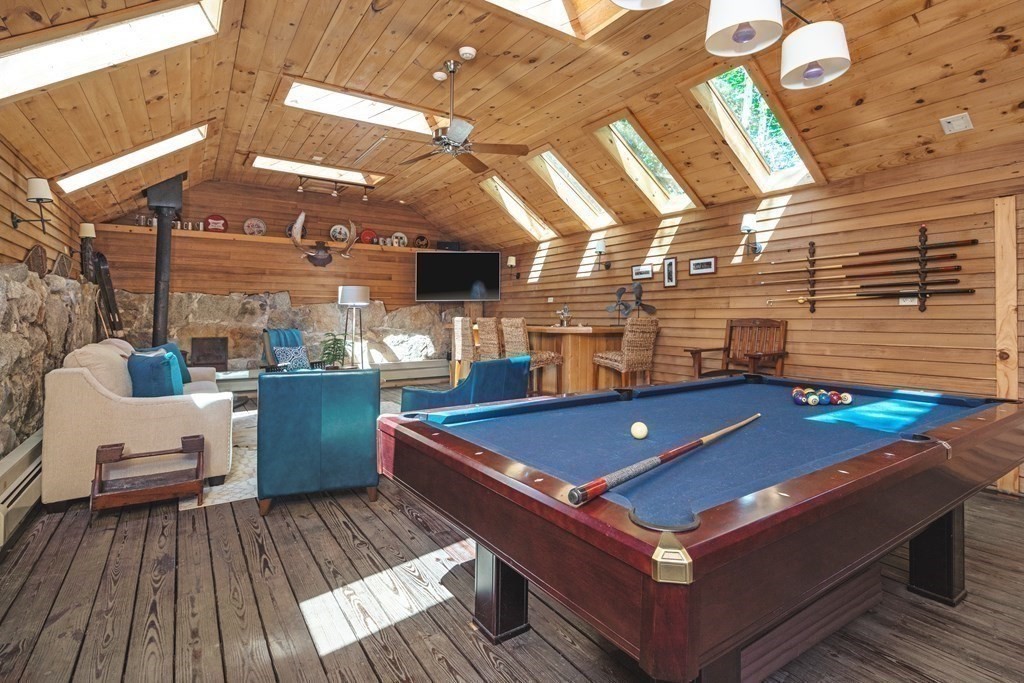 197 North Street Hingham, MA 02043 - Photo 24 of 38