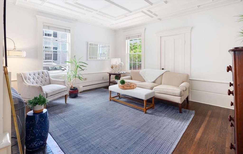 197 North Street Hingham, MA 02043 - Photo 10 of 38