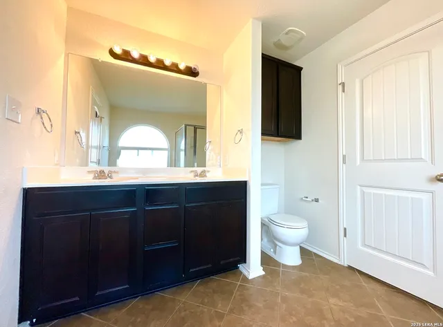 $1,995 | 12114 Sugarberry Way, San Antonio, TX 78253