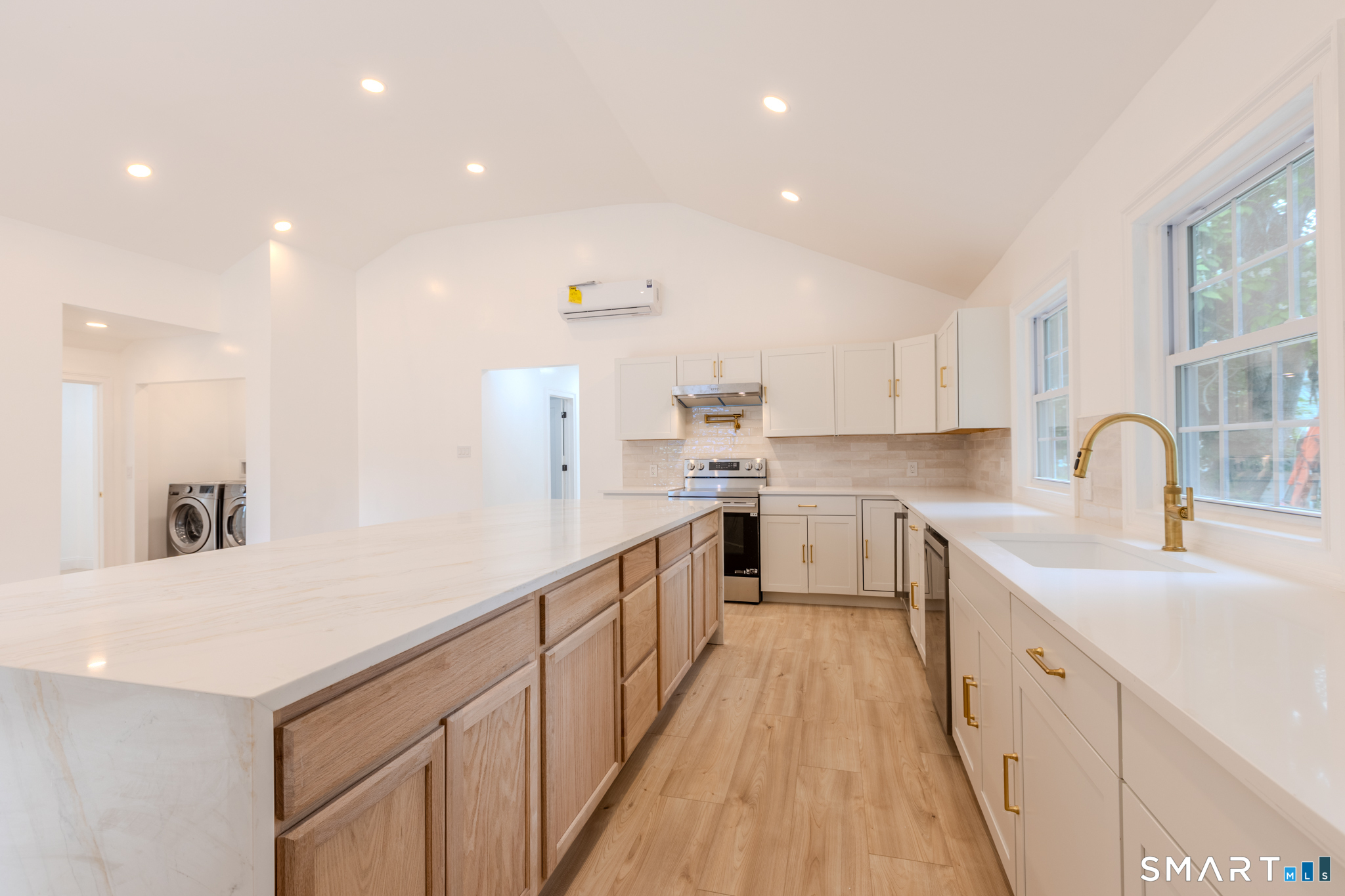 280 Shore Road Old Lyme, CT 06371 - Photo 13 of 35 Gallery Image 13