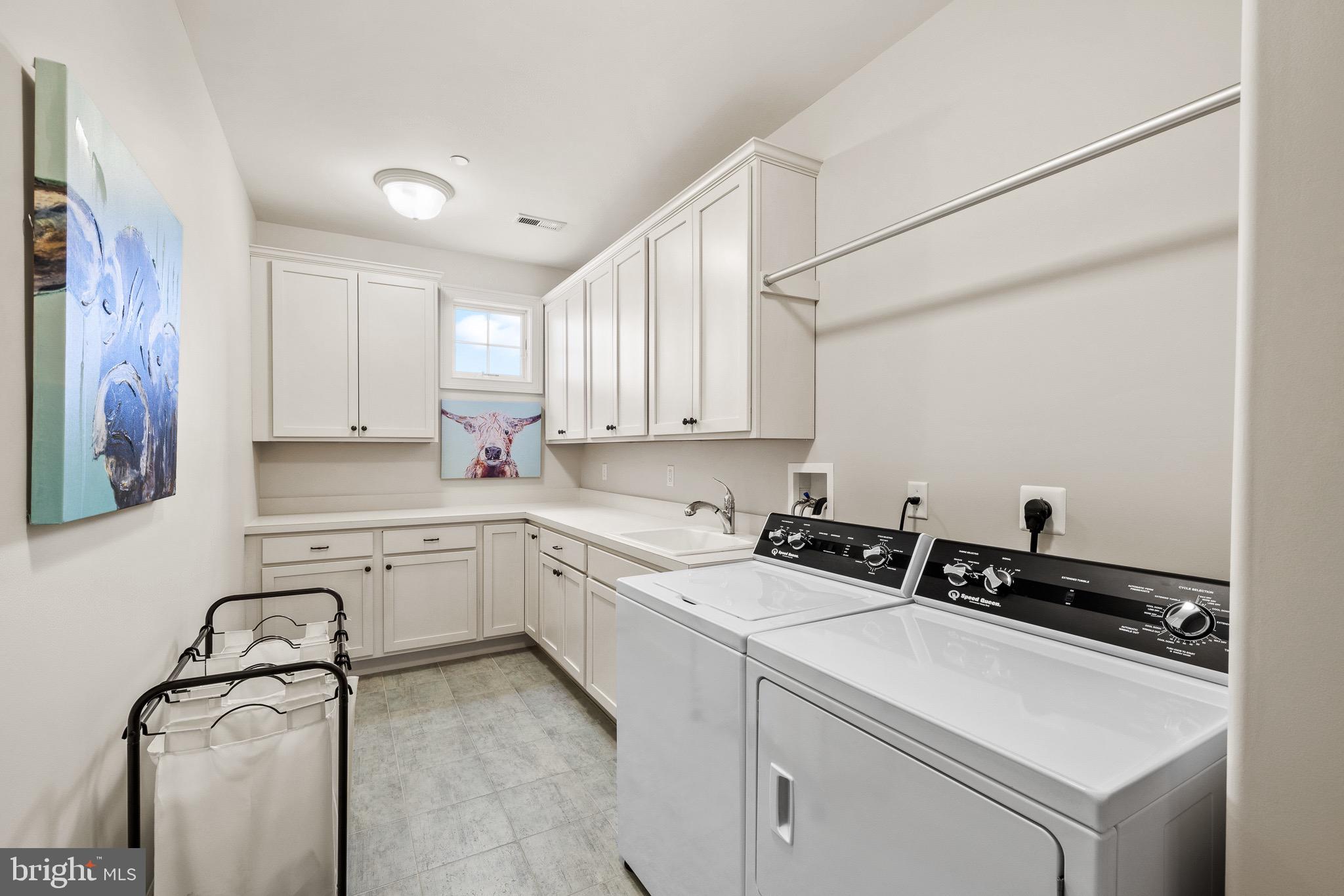 5835 Ridgeview Drive Doylestown, PA 18902 - Photo 50 of 63 Laundry Room
