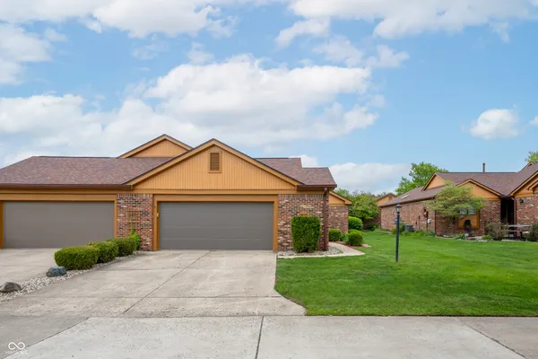 $189,900 | 1910 Summer Place, Anderson, IN 46012
