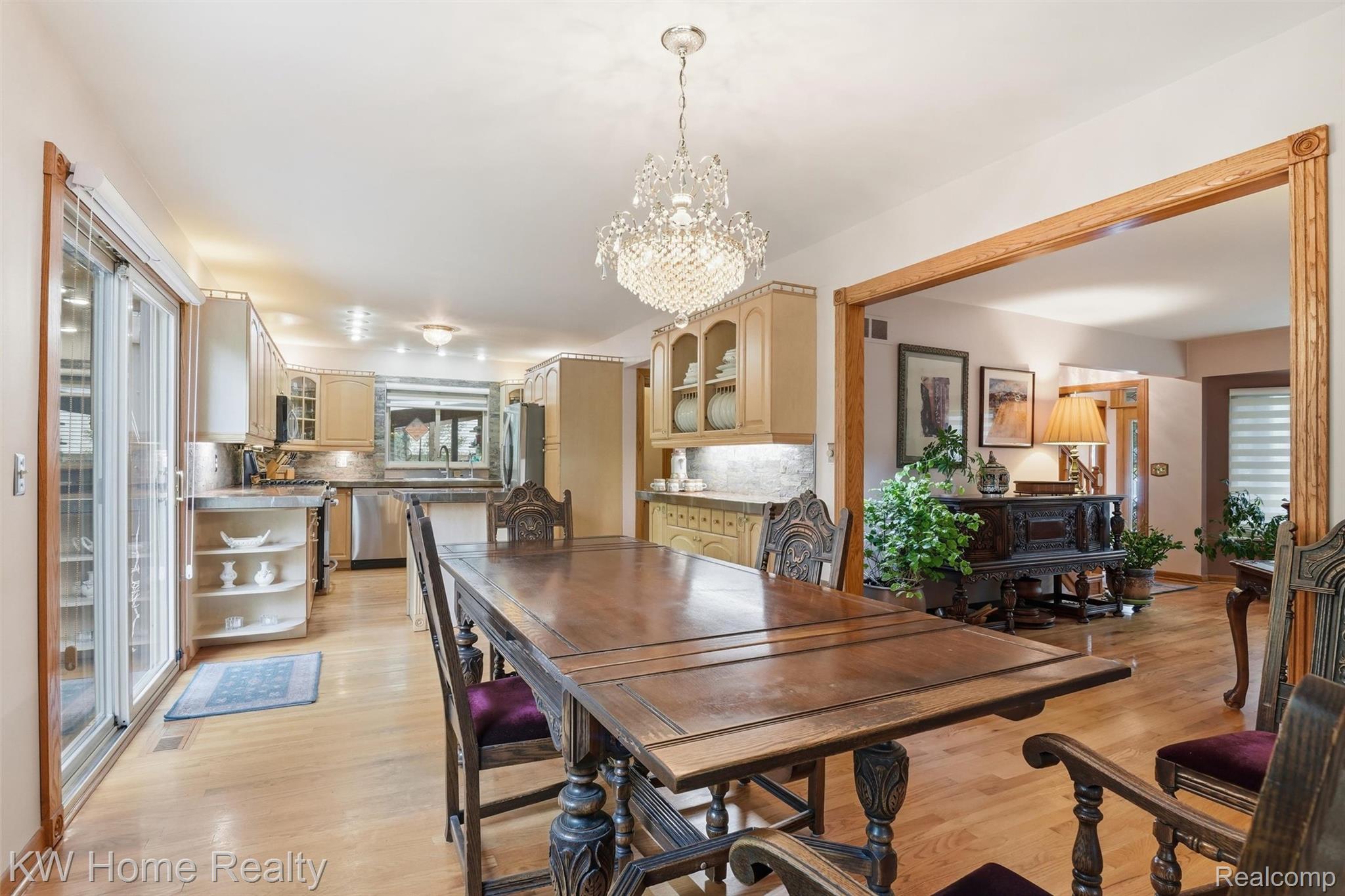 21435 Gill Road Farmington, MI 48335 - Photo 14 of 86 15-DSC01290.jpg