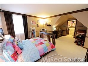 724 Stanford Circle Rochester Hills, MI 48309 - Photo 10 of 50