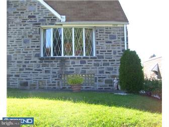 2938 Willits Road Philadelphia, PA 19136 - Photo 1 of 12 Exterior Front