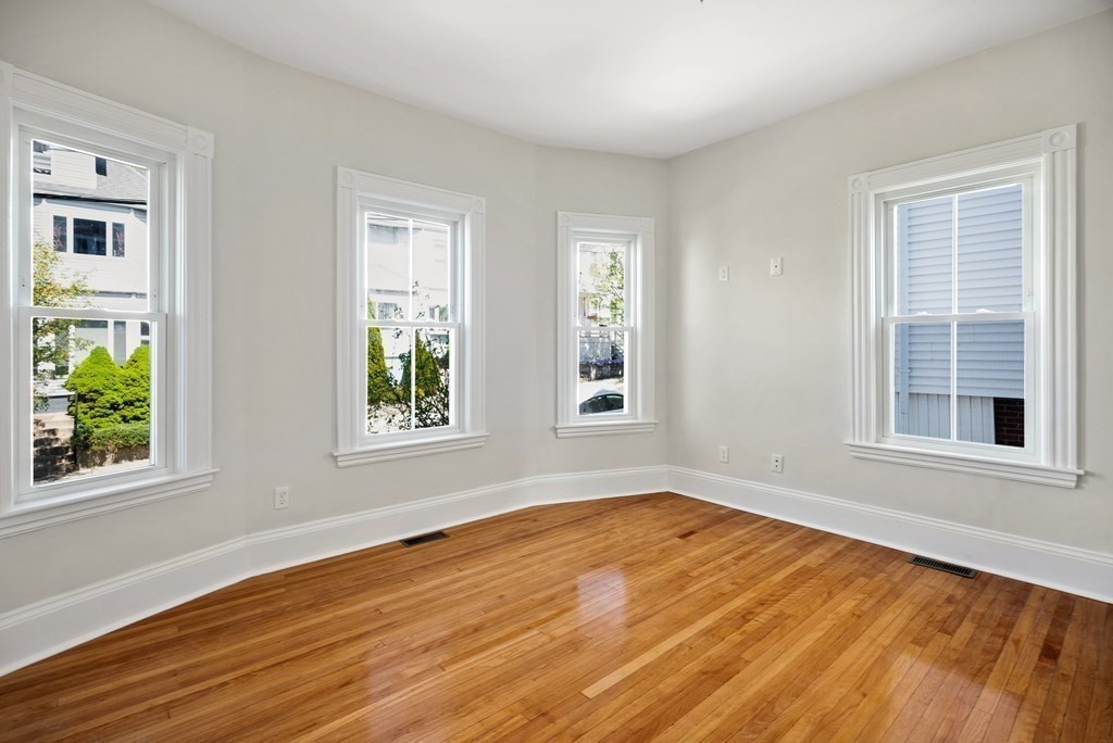 34 Henry Street Everett, MA 02149 - Photo 15 of 41