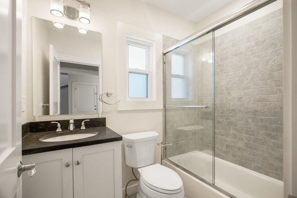 34 Henry Street Everett, MA 02149 - Photo 24 of 41