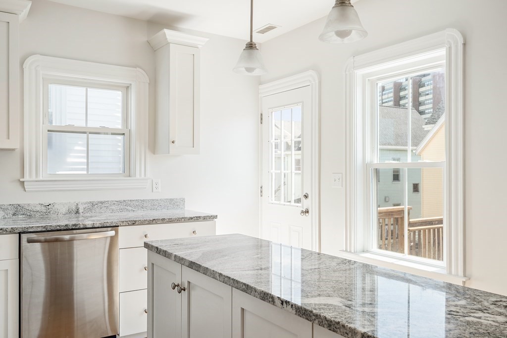 34 Henry Street Everett, MA 02149 - Photo 30 of 41