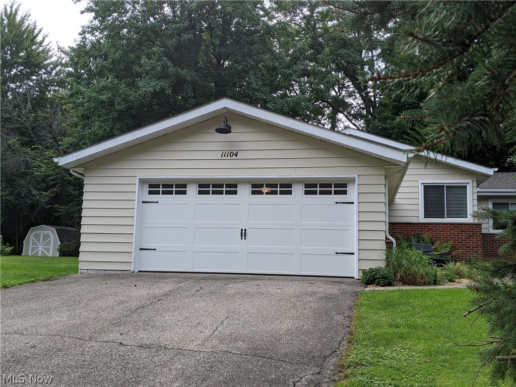 11104 Walnut Ridge Road Chesterland, OH 44026 - Photo 1 of 29 Gallery Image 1