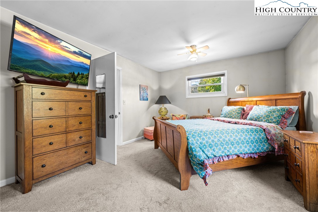 350 North Main Street Jefferson, NC 28640 - Photo 17 of 39