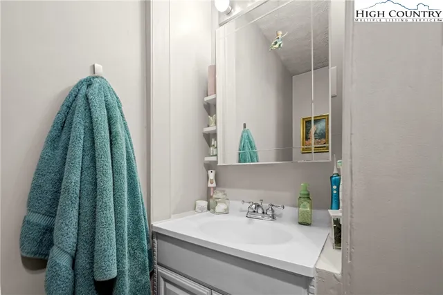 $339,000 | 350 North Main Street, Jefferson, NC 28640