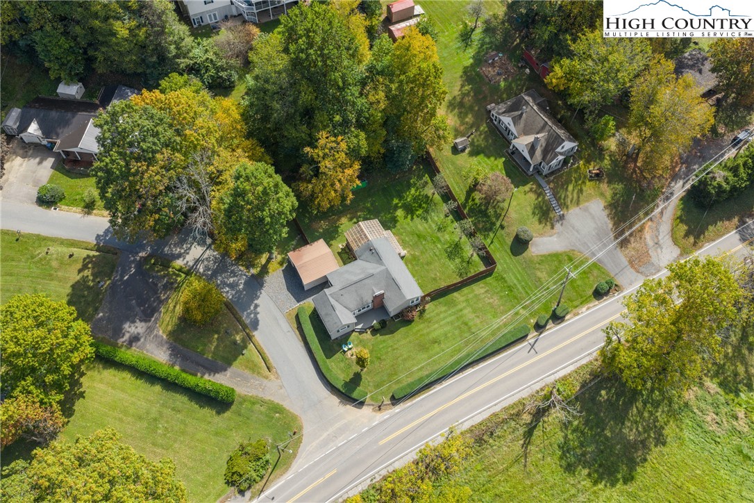 350 North Main Street Jefferson, NC 28640 - Photo 30 of 39