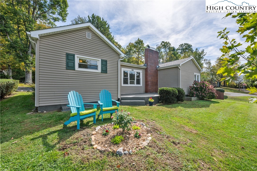 350 North Main Street Jefferson, NC 28640 - Photo 32 of 39