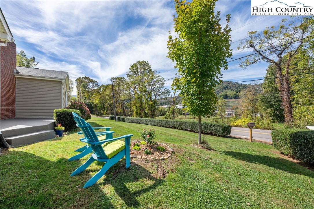 350 North Main Street Jefferson, NC 28640 - Photo 33 of 39