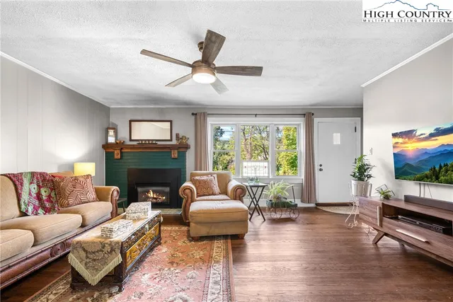 $339,000 | 350 North Main Street, Jefferson, NC 28640