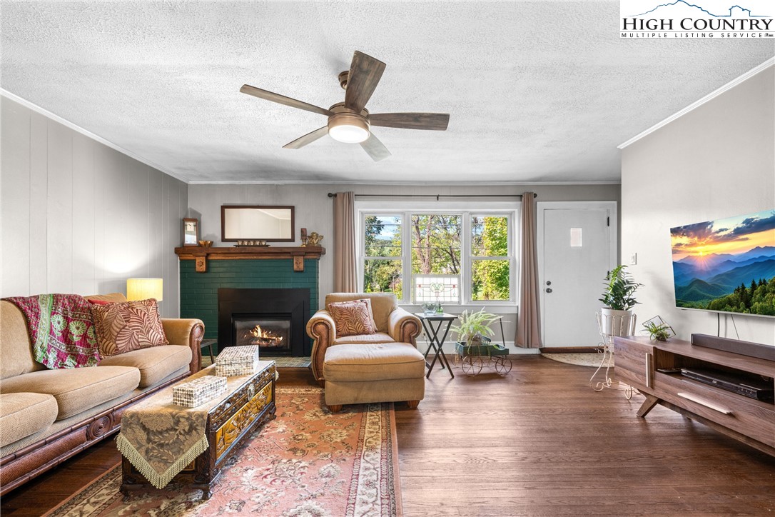 350 North Main Street Jefferson, NC 28640 - Photo 8 of 39