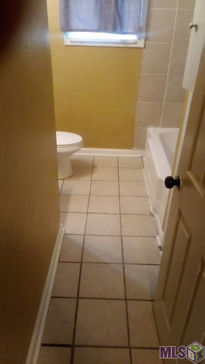 5496 Frey Street Baton Rouge, LA 70805 - Photo 10 of 13 Bath