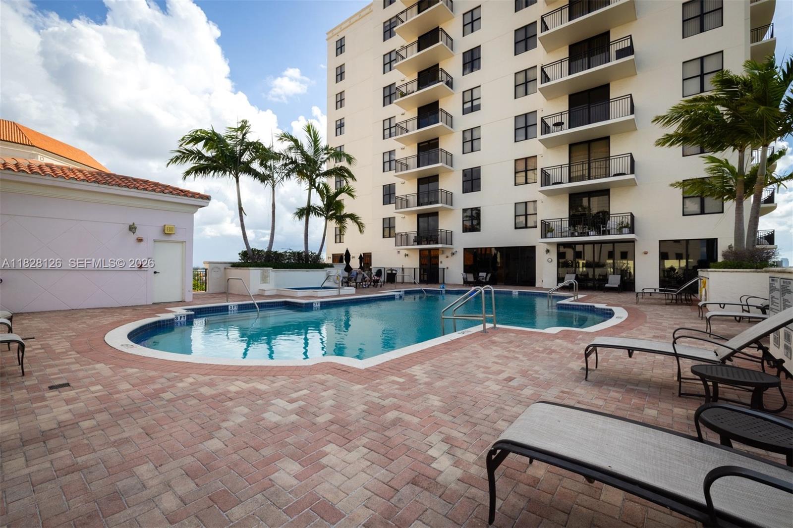 888 Douglas Road, Unit PH07 Coral Gables, FL 33134 - Photo 29 of 30