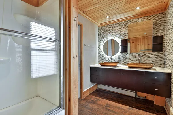 $399,000 | 109 Park Row, Rochester, VT 05767