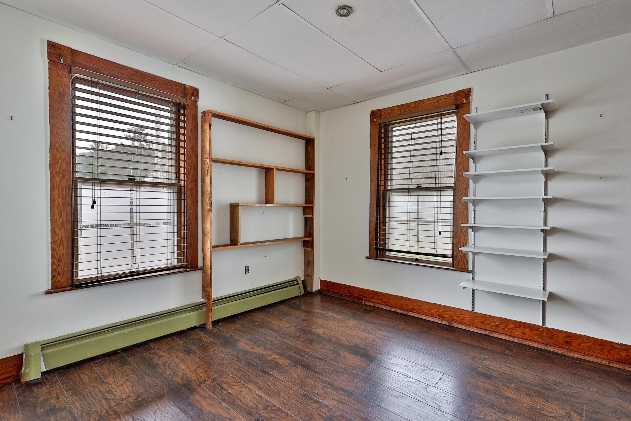 109 Park Row Rochester, VT 05767 - Photo 21 of 41