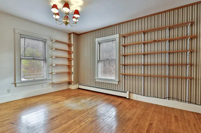 $399,000 | 109 Park Row, Rochester, VT 05767