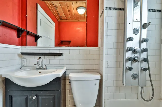 $399,000 | 109 Park Row, Rochester, VT 05767