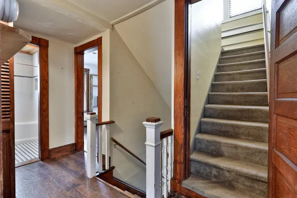 $399,000 | 109 Park Row, Rochester, VT 05767