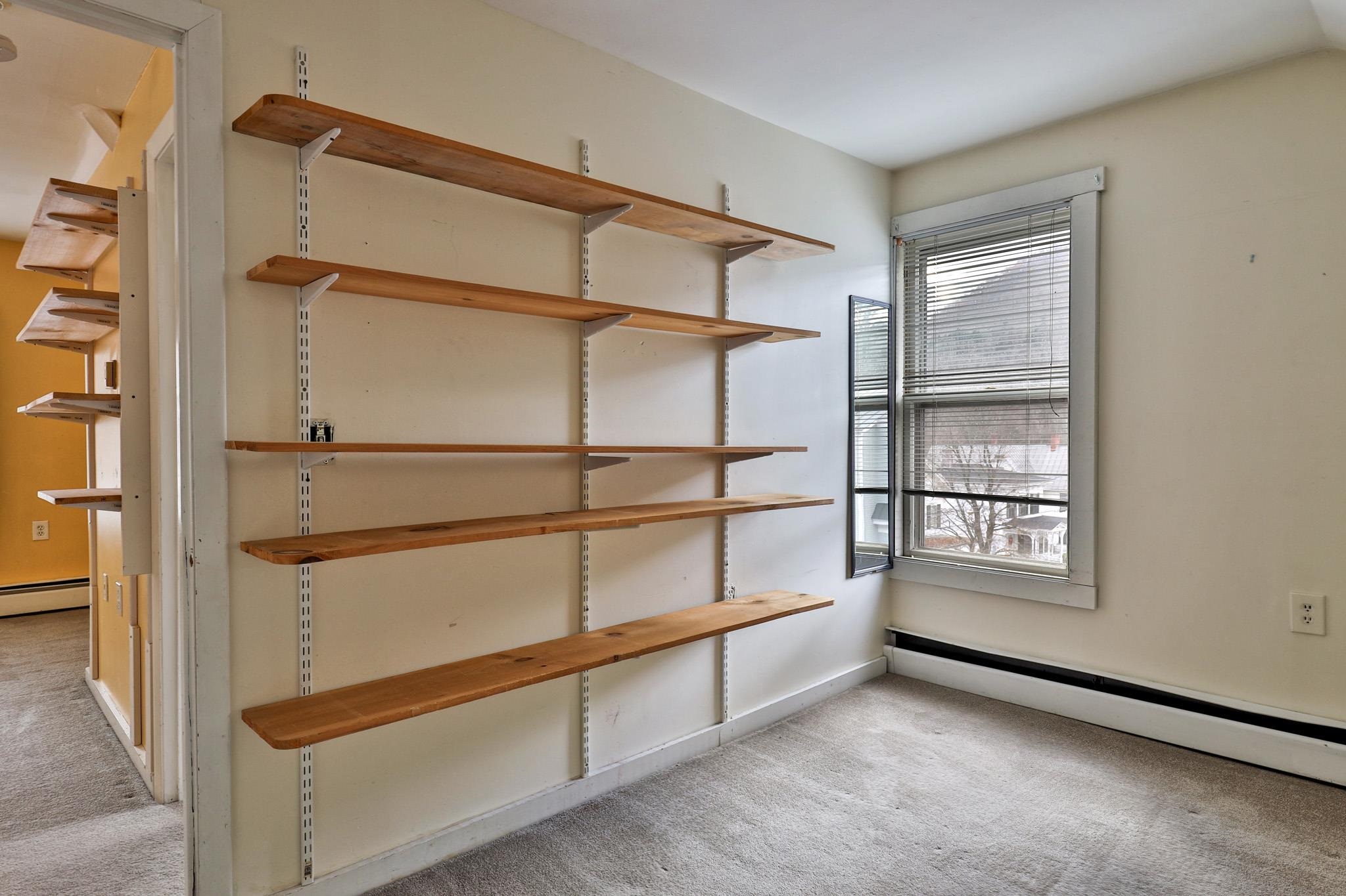 109 Park Row Rochester, VT 05767 - Photo 33 of 41