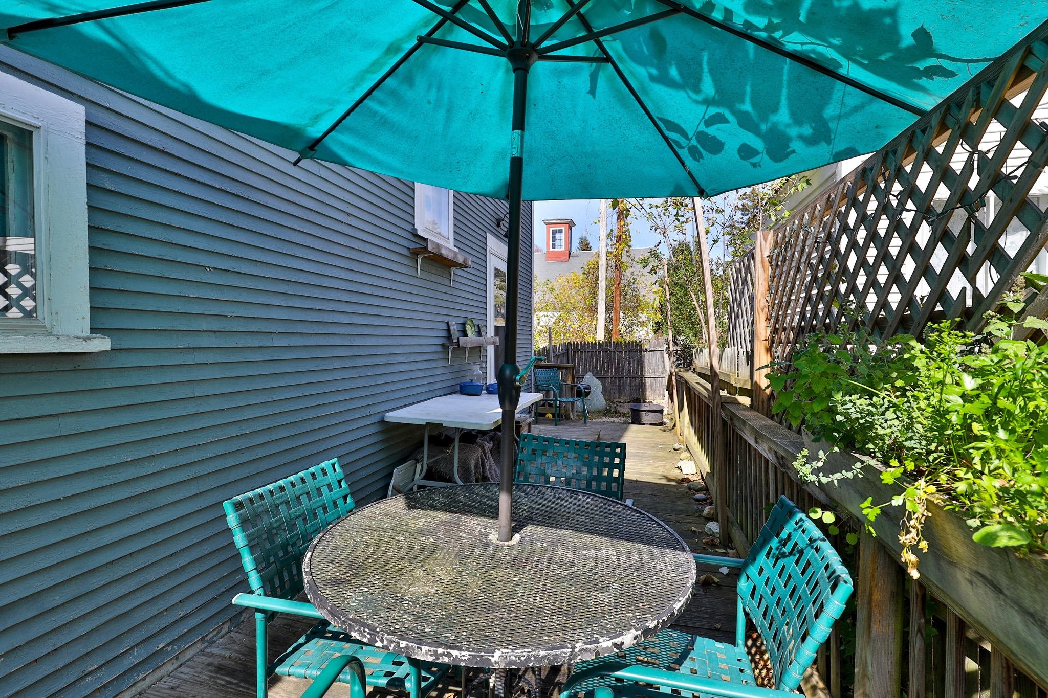 109 Park Row Rochester, VT 05767 - Photo 36 of 41