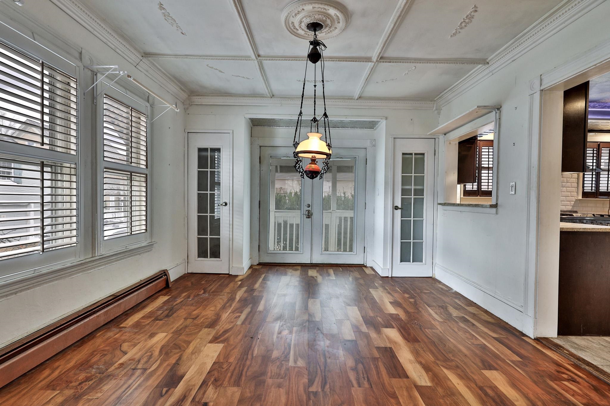 109 Park Row Rochester, VT 05767 - Photo 8 of 41